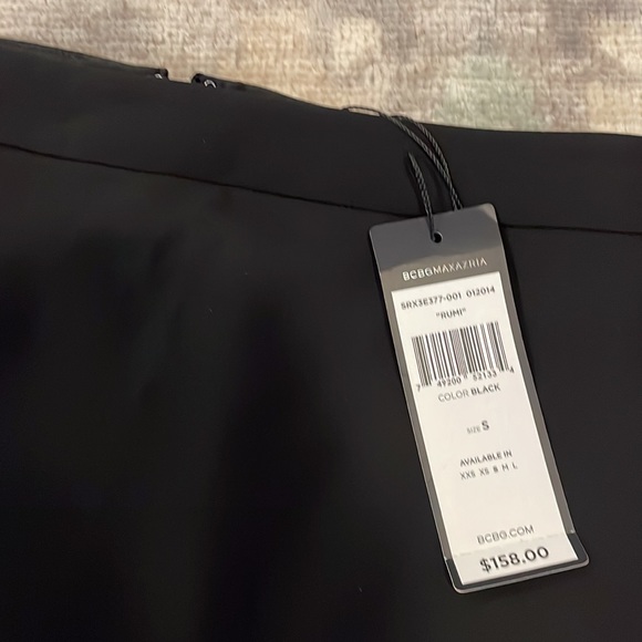 Bcbg Max Azria midi skirt. - Picture 2 of 5